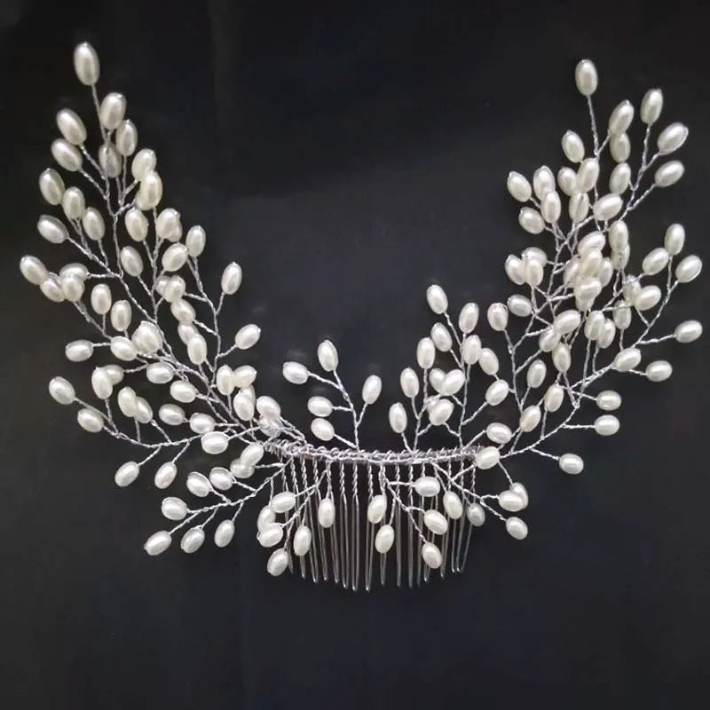 Peigne cheveux mariage orné de perles et strass étincelants 11 - Chic & Coquette