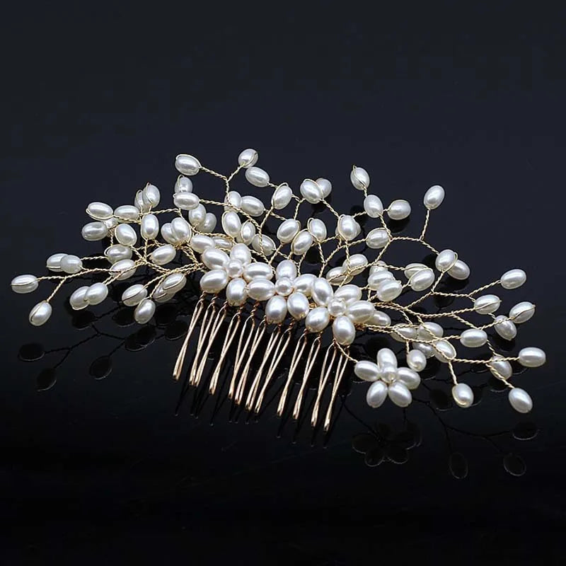 Peigne cheveux mariage orné de perles et strass étincelants 9 - Chic & Coquette