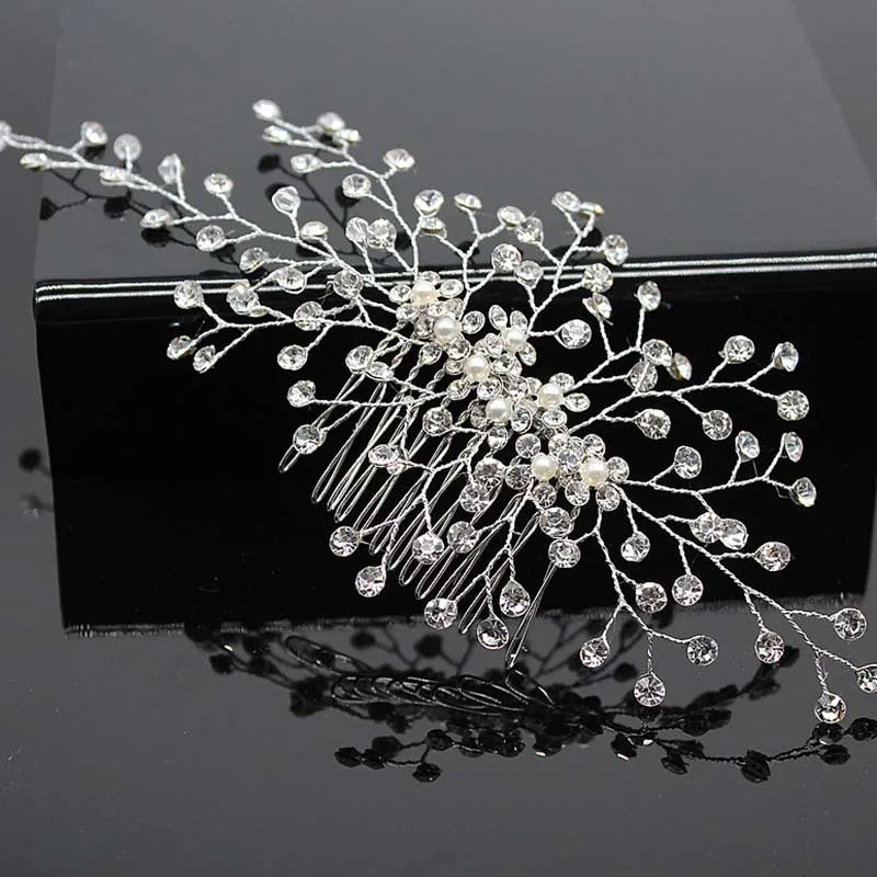 Peigne cheveux mariage orné de perles et strass étincelants 19 - Chic & Coquette