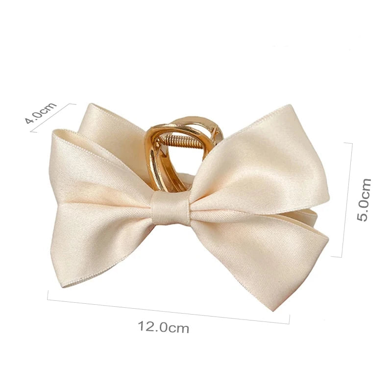 Barrette cheveux grand nœud papillon en soie 12 cm Noir - Chic & Coquette
