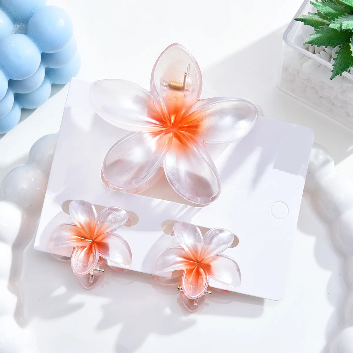 Lot de 3 pinces à cheveux fleurs d’été blanches et colorées, tendance Rouge - Chic & Coquette