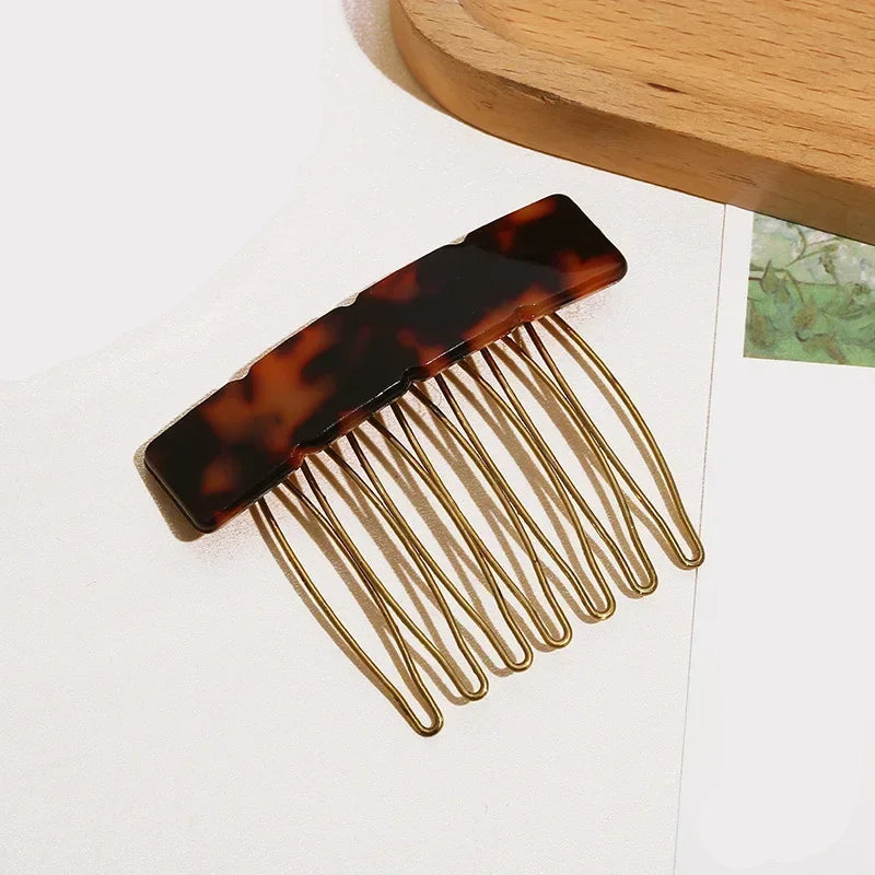 Petit peigne à cheveux rectangle écaille de tortue marron-rouge - Chic & Coquette