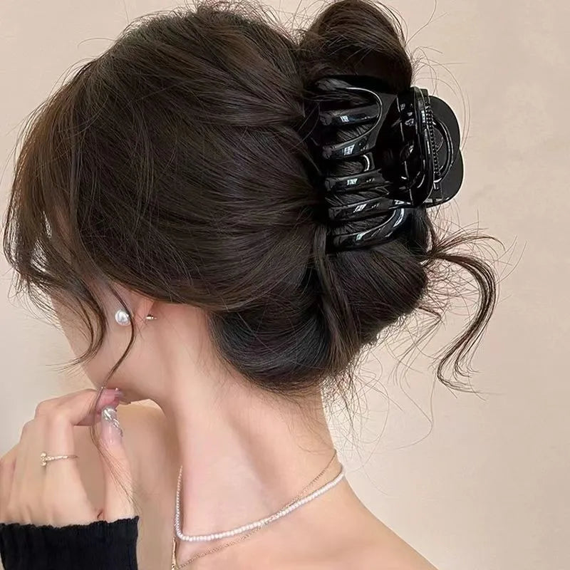 Grande pince à cheveux crabe en plastique – Pince chic cheveux épais Marron - Chic & Coquette