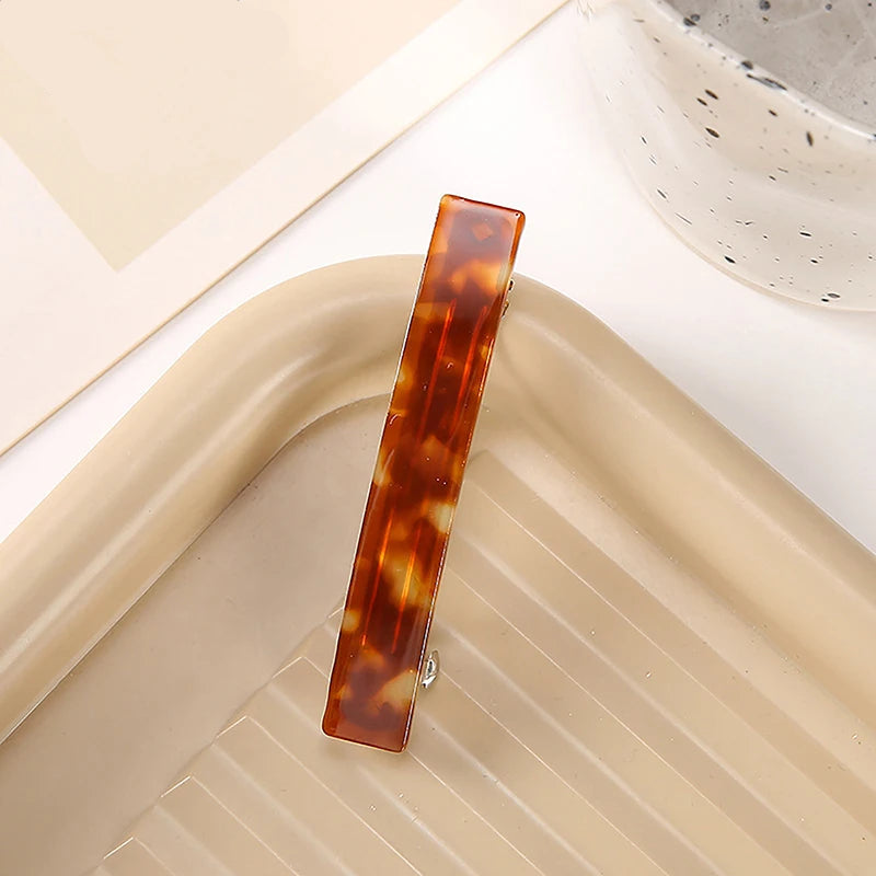 Barrette cheveux léopard en acétate 6 - Chic & Coquette
