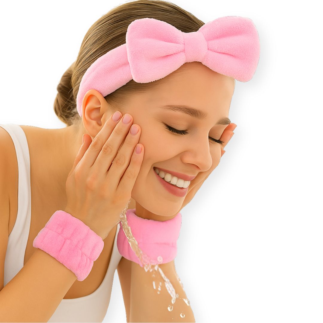 Femme avec bandeau noeud papillon absorbant pour maquillage et soin visage - Chic & Coquette
