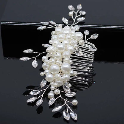 Peigne cheveux mariage orné de perles et strass étincelants 6 - Chic & Coquette