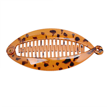 Grande pince à cheveux banane motif tacheté léopard marron pour queue de cheval - vue horizontale - Chic & Coquette