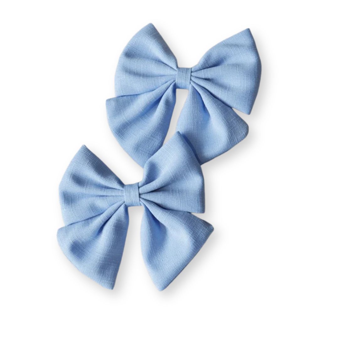 Barrette bébé grand nœud papillon en lin – 10 coloris unis Bordeaux - Chic & Coquette